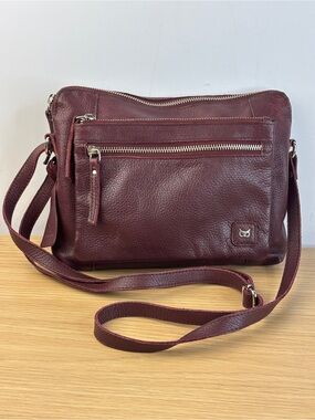 Wise Owl Accessories Small Soft Pebbled Burgundy Leather Crossbody